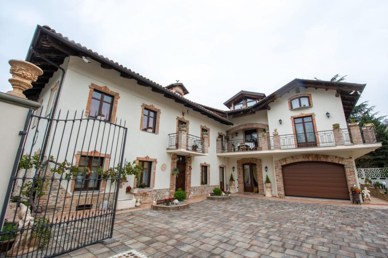 Ca Reginella B&B Диано-д'Альба Экстерьер фото