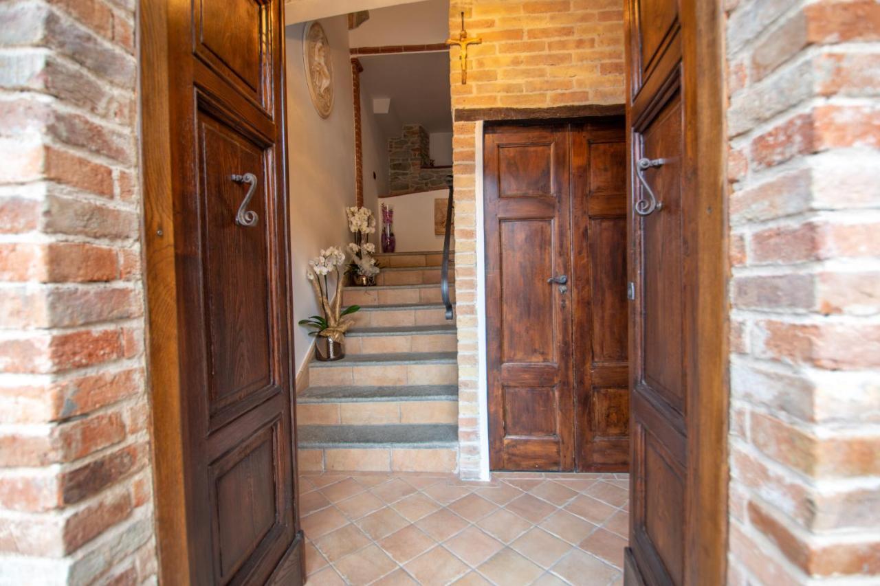 Ca Reginella B&B Диано-д'Альба Экстерьер фото