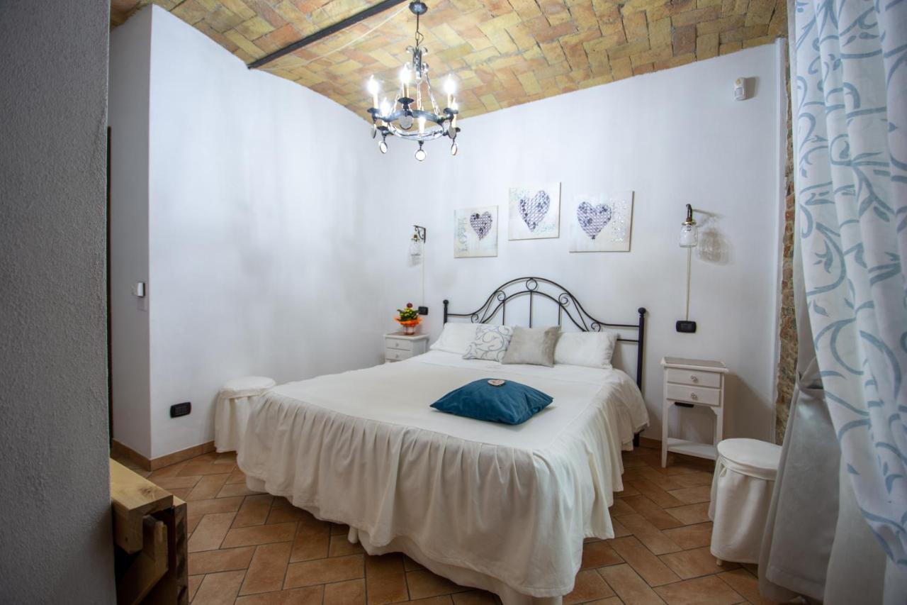 Ca Reginella B&B Диано-д'Альба Экстерьер фото
