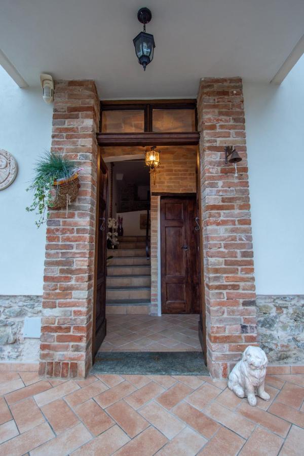 Ca Reginella B&B Диано-д'Альба Экстерьер фото